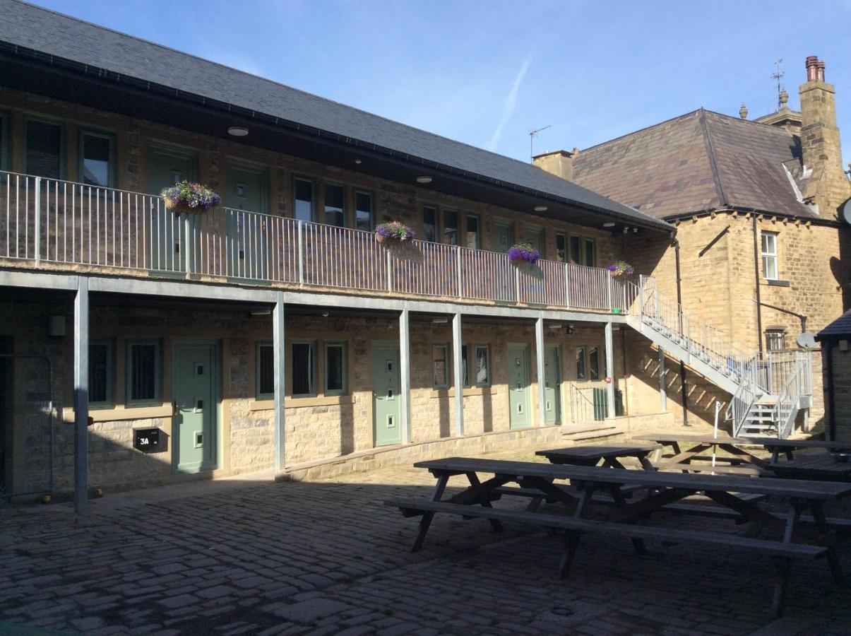 Aparthotel Swans Nest Holmfirth Esterno foto